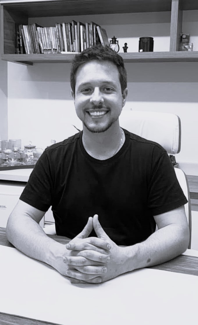 Gustavo Freese Kolinski em seu escritório
